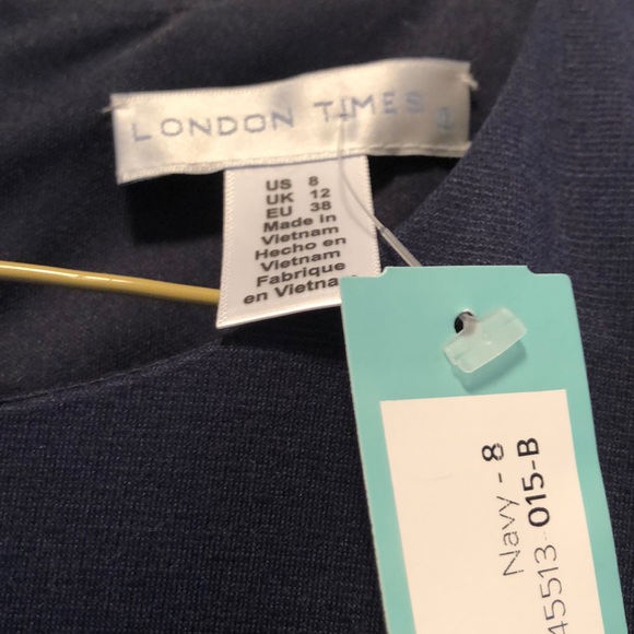 NWT- Navy Blue knit dress. Size 8. - Picture 2 of 5